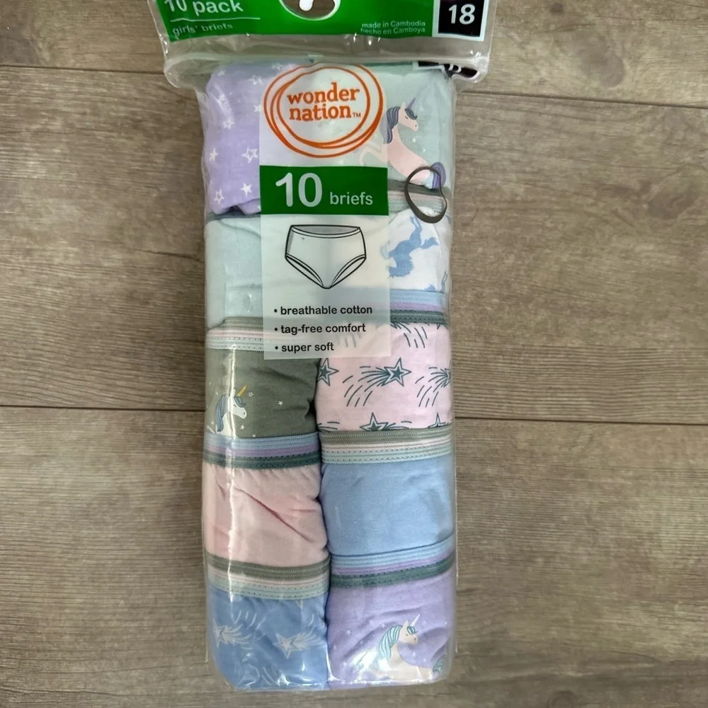 Wonder Nation Girl's 10 Pack Briefs Soft Tagless Unicorn size 18 New